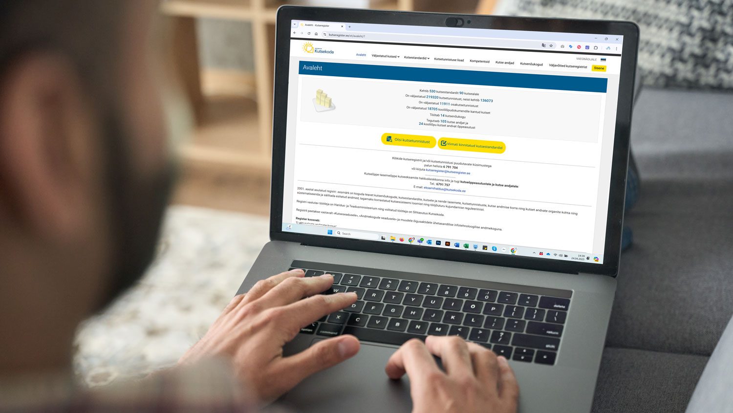 Töömaailma kutse taotlejale loodava kutsetaotluskeskkonna II etapi arendused on lõpusirgel – peagi lisanduvad kutseregistri iseteeninduskeskkonda  kutse taotlem